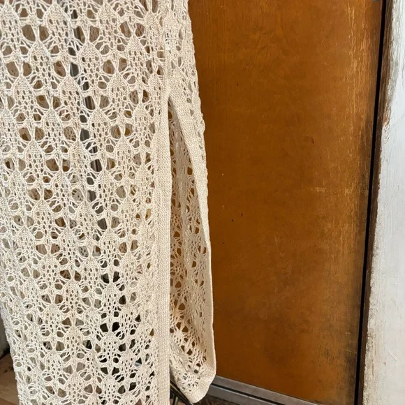 Swimsuit cover up dress.  6/8. - Picture 5 of 7